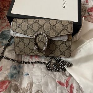 A really mini cross bag